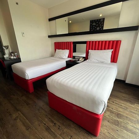 Kalya Hotel Bandung Dago Exterior foto