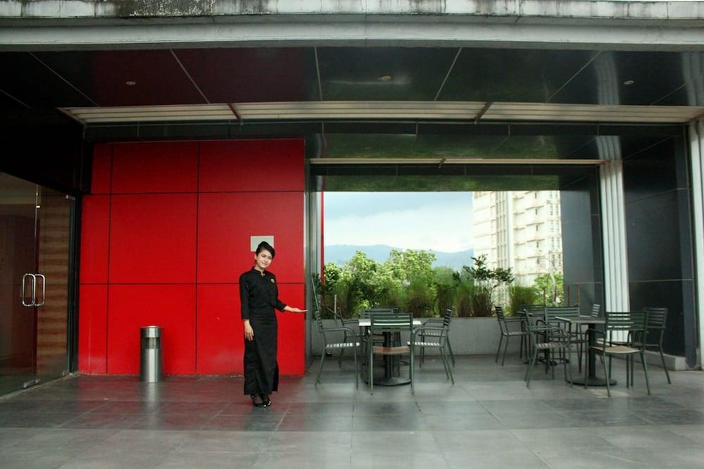 Kalya Hotel Bandung Dago Exterior foto